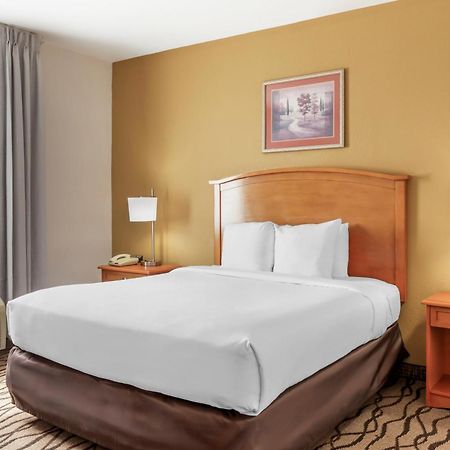 Comfort Inn & Suites Chesapeake - Portsmouth Dış mekan fotoğraf