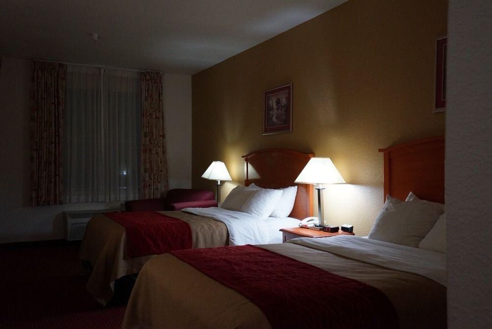 Comfort Inn & Suites Chesapeake - Portsmouth Dış mekan fotoğraf