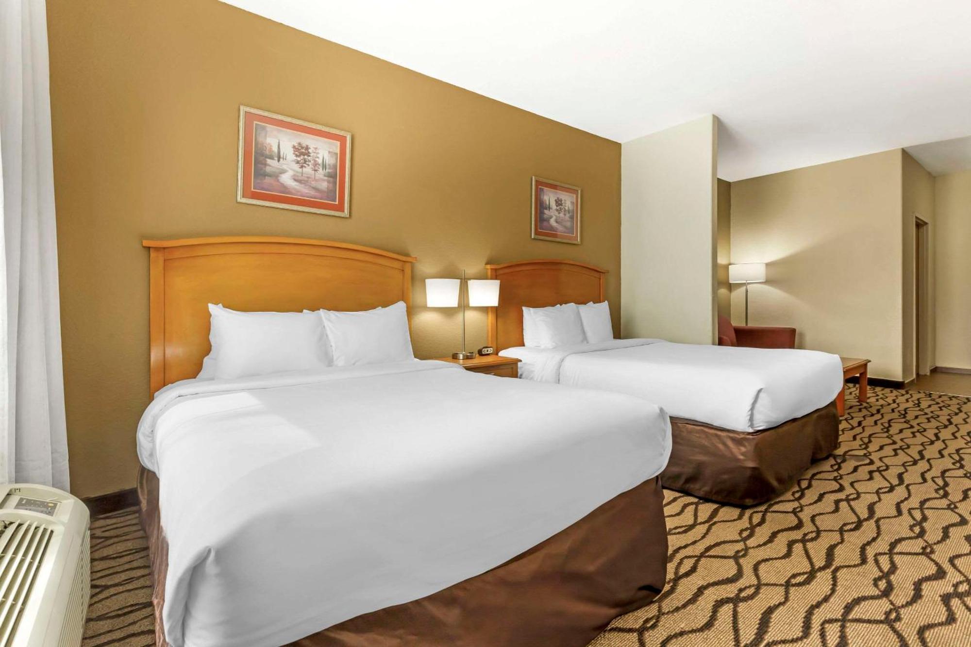 Comfort Inn & Suites Chesapeake - Portsmouth Dış mekan fotoğraf
