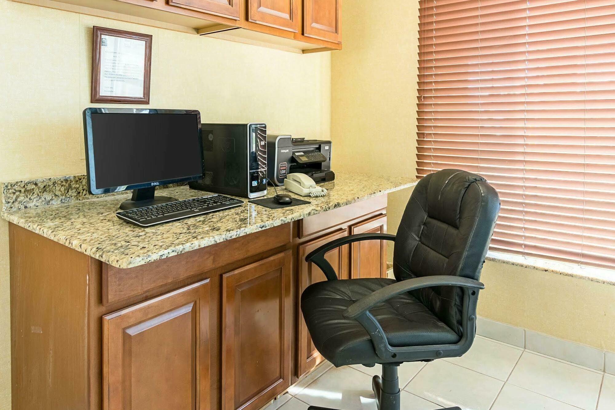 Comfort Inn & Suites Chesapeake - Portsmouth Dış mekan fotoğraf
